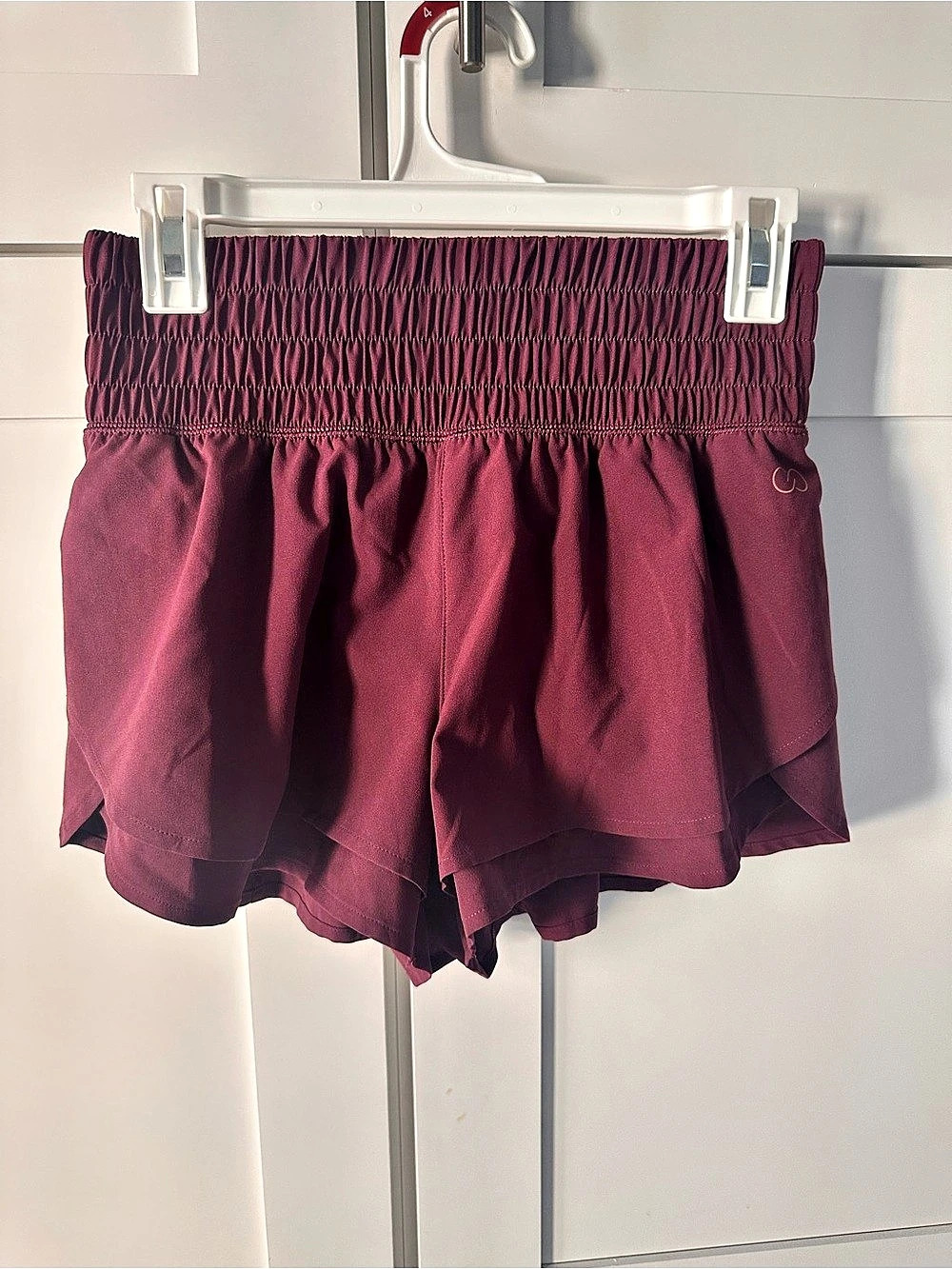 CALLIA Women's Athletic Shorts in Burgundy Size XS Like New